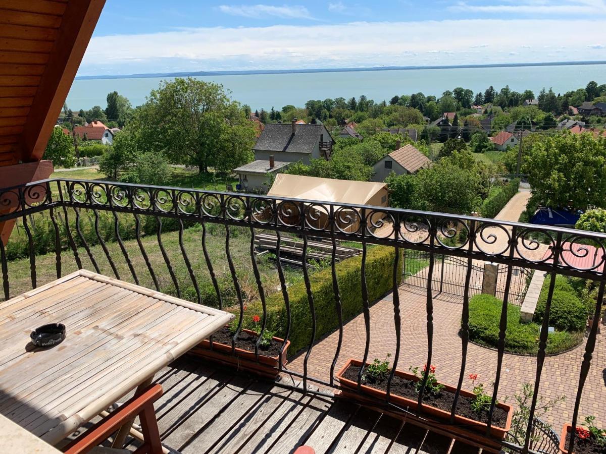 Holidaysport Haus Balatongyorok Luaran gambar
