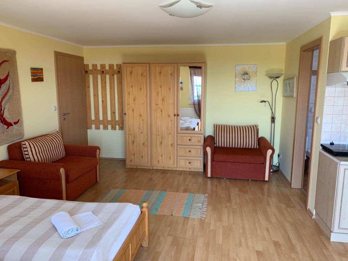 Holidaysport Haus Balatongyorok Luaran gambar