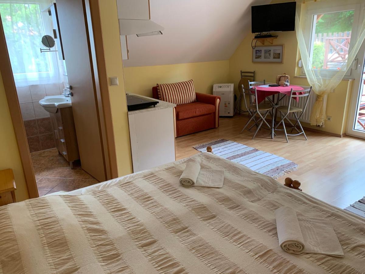 Holidaysport Haus Balatongyorok Luaran gambar