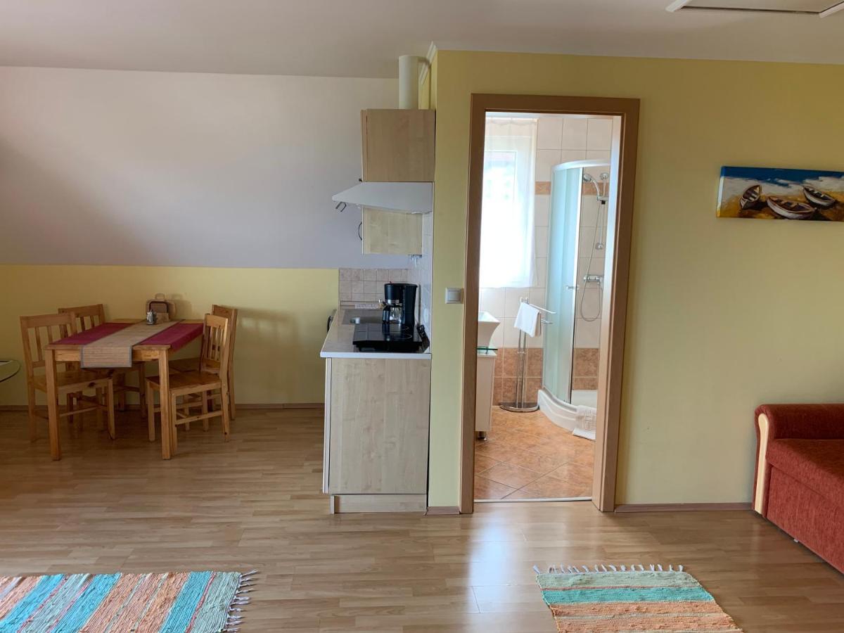 Holidaysport Haus Balatongyorok Luaran gambar