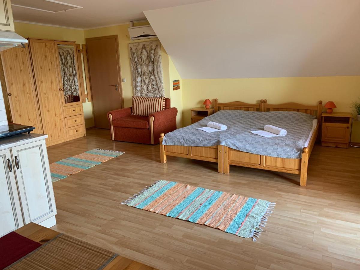 Holidaysport Haus Balatongyorok Luaran gambar